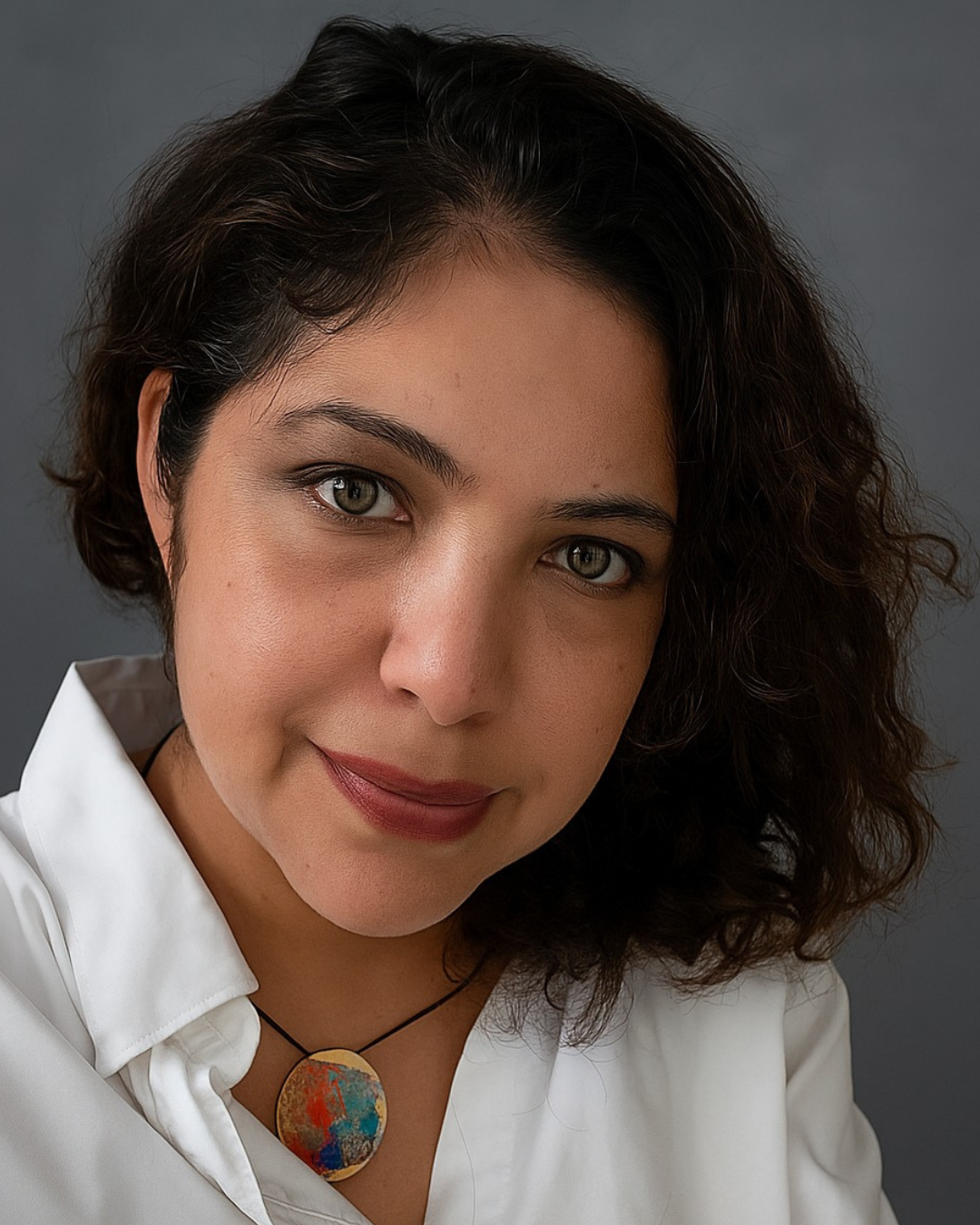 Community manager, publicidad en redes sociales, media buyer, editora de videos.