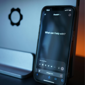 Publicidad en ChatGPT: qué ha anunciado oficialmente OpenAI y cómo puede afectar al marketing digitAL